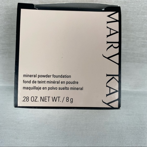 Mary Kay Mineral Powder Foundation Beige 1.5